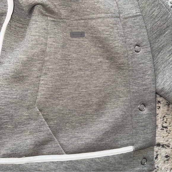 The North Face Women’s Neo Thermal Snap Jacket Dk Heather Gray SZ M - Picture 7 of 13